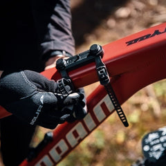 Fidlock Fahrrad Flaschenhalter TWIST magnet mechanisch uni base 28-62mm schwarz